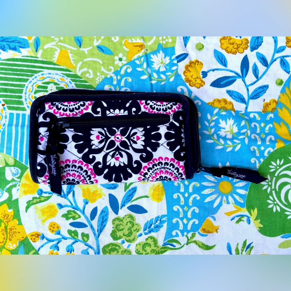 Thirty-One Wallet - Picture 2 of 4